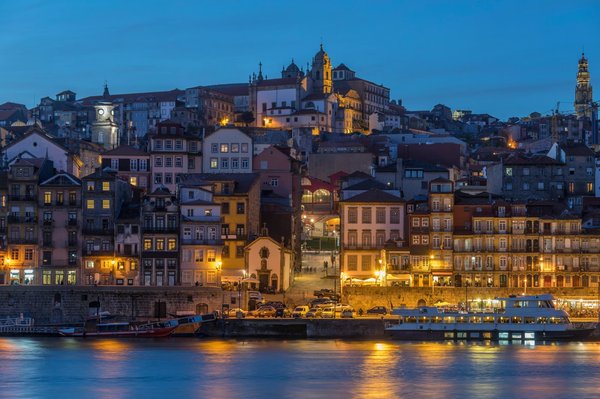 Where and how can I apply for a NIF in different parts of Portugal ?
